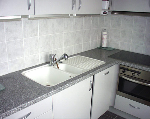 Corian-Arbeitsplatte mit integriertem Becken